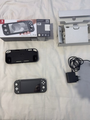 Nintendo switch lite console - lite,