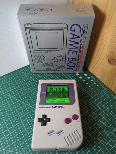 Nintendo game boy - game, console